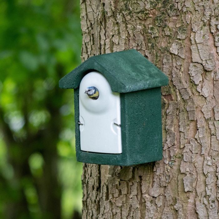 National Trust - WoodStone 28mm Nest Box
