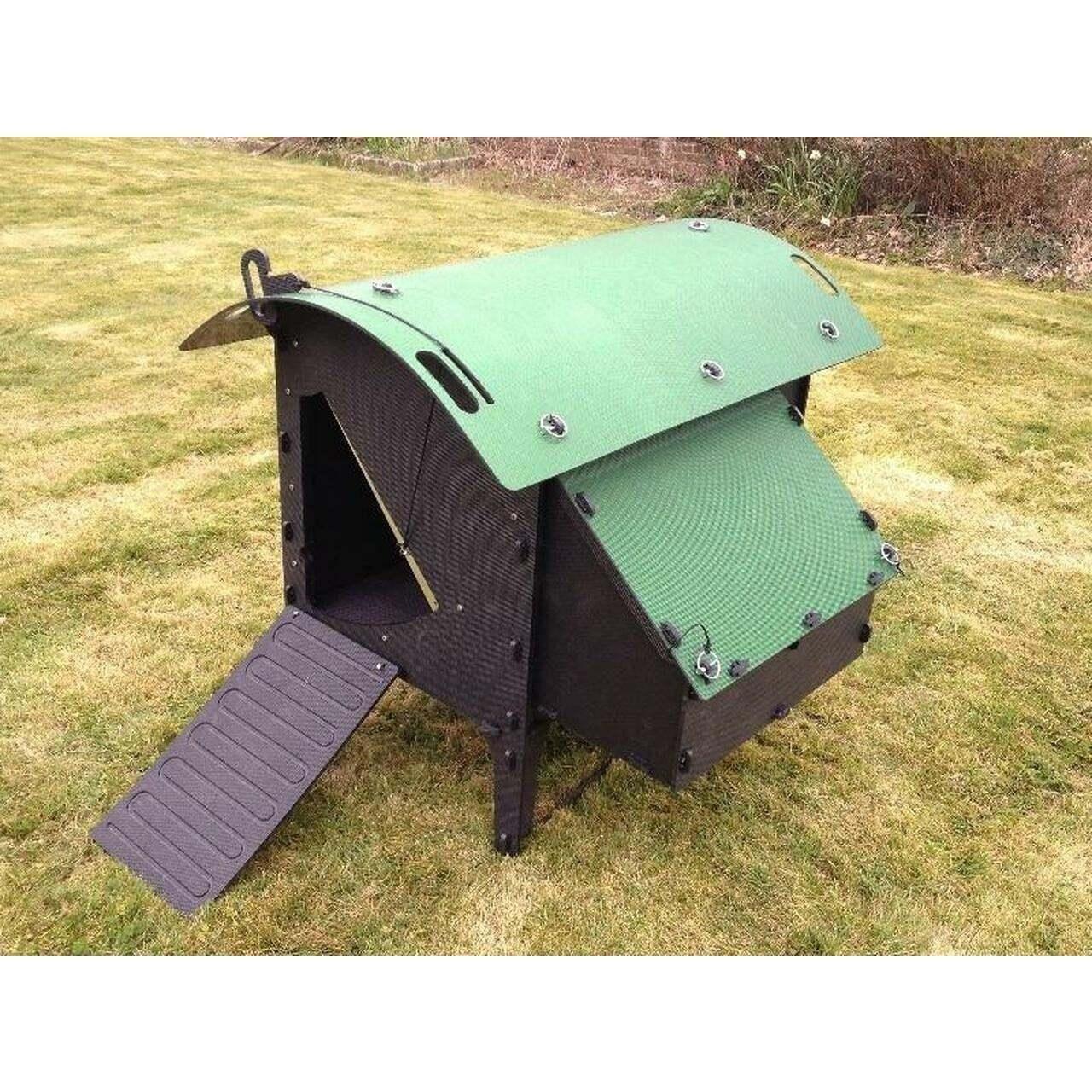 Nestera Medium Lodge Chicken Coop for up to 6 Large Birds (Delivery Only)